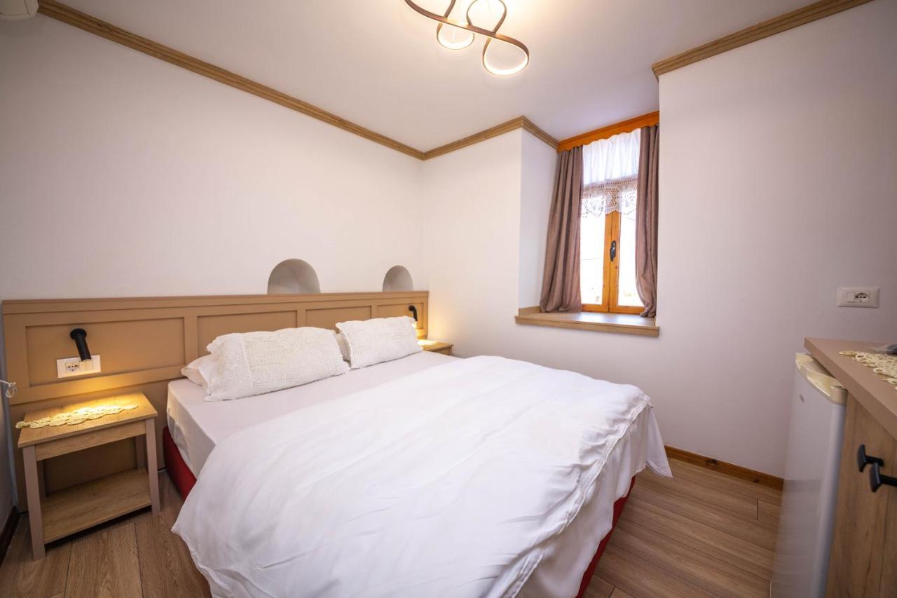 Bed And Breakfast Kotoni Gjirokastra Kültér fotó