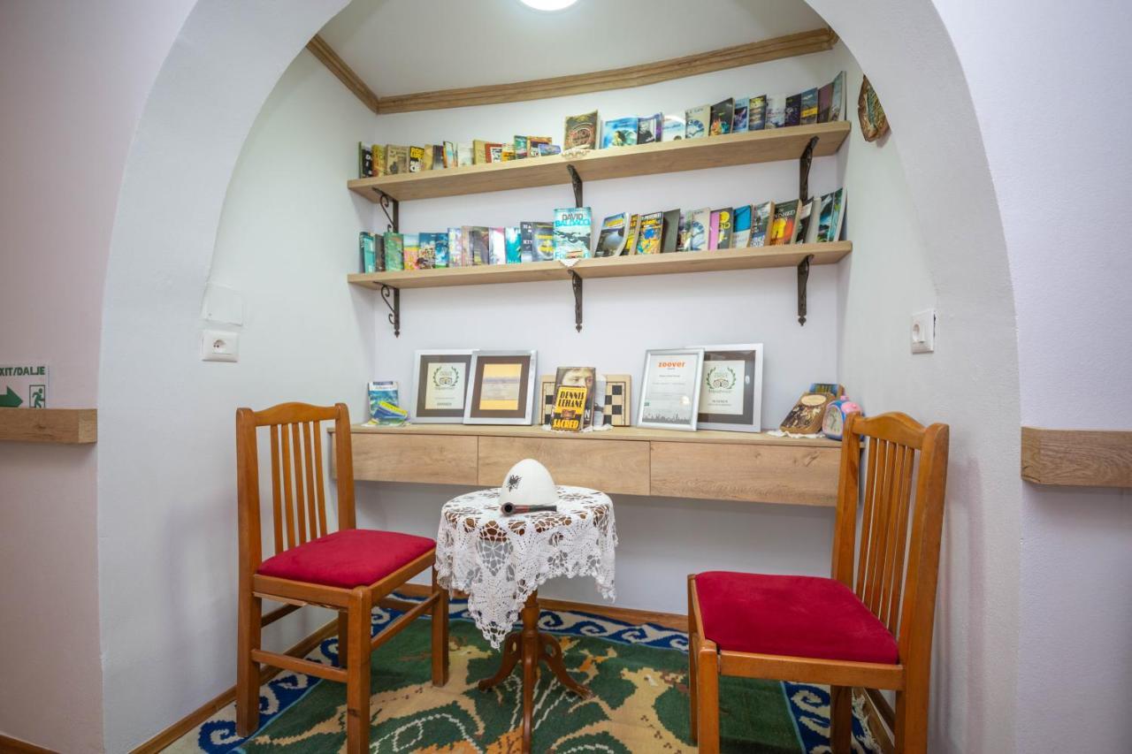 Bed And Breakfast Kotoni Gjirokastra Kültér fotó