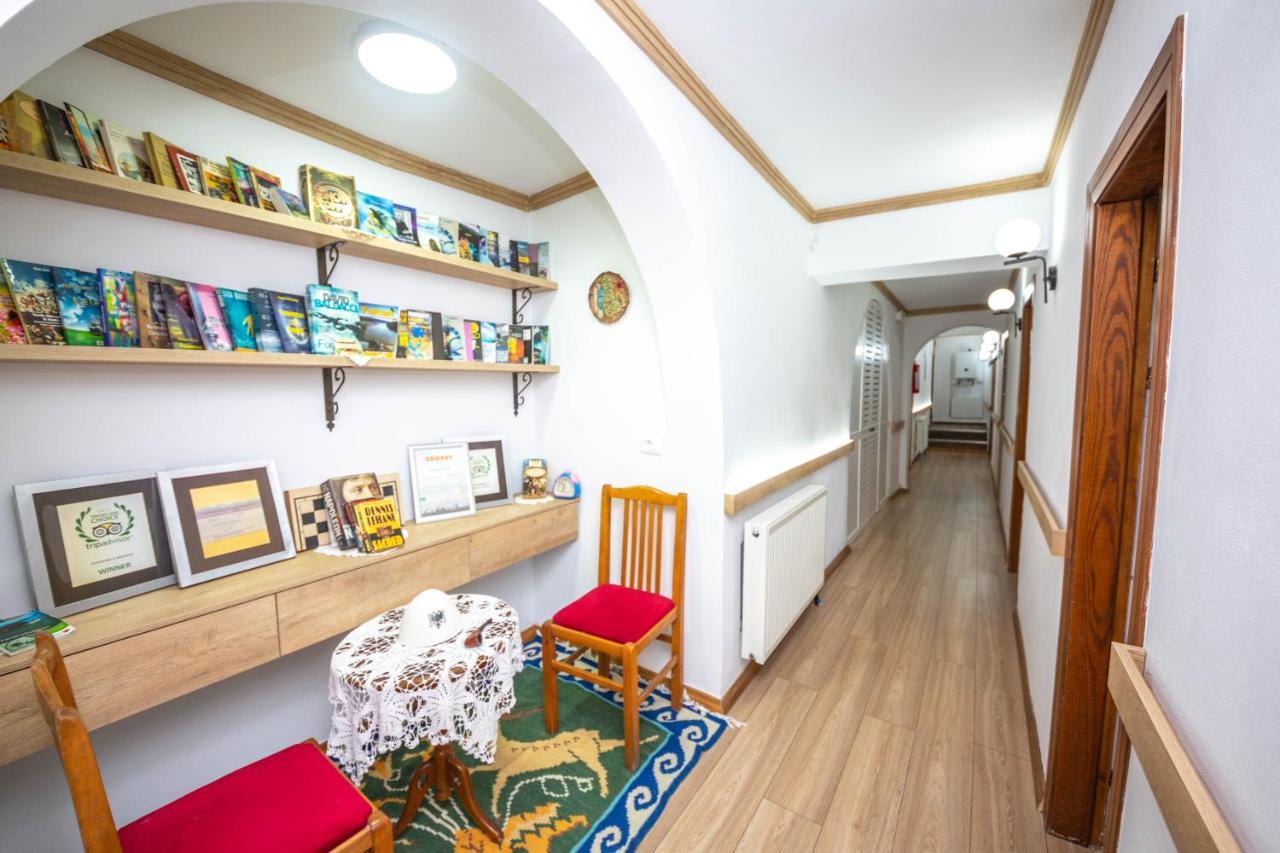 Bed And Breakfast Kotoni Gjirokastra Kültér fotó
