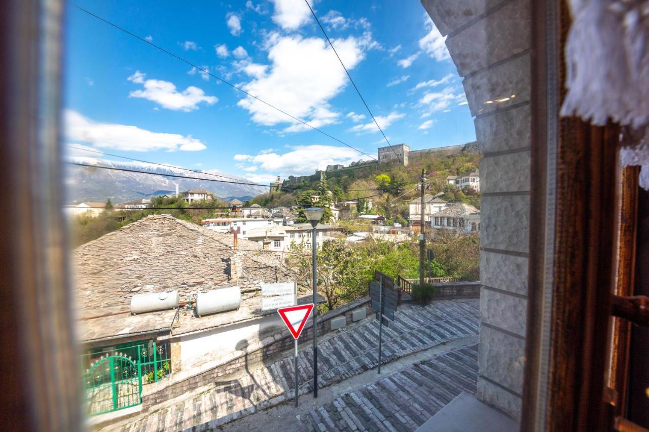 Bed And Breakfast Kotoni Gjirokastra Kültér fotó